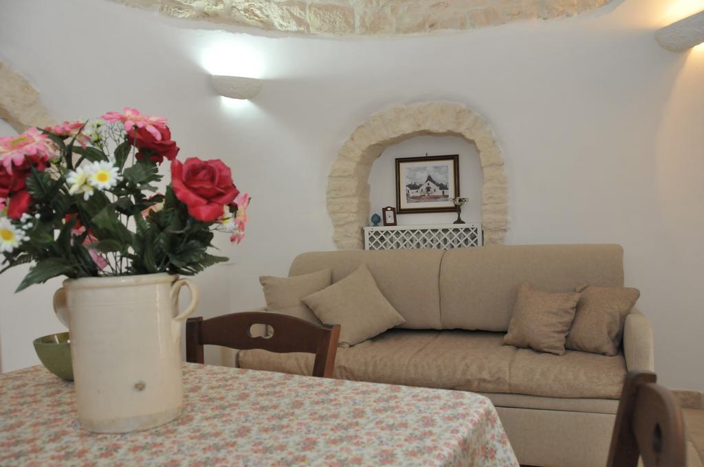Вилла Trullo Relax Альберобелло Экстерьер фото