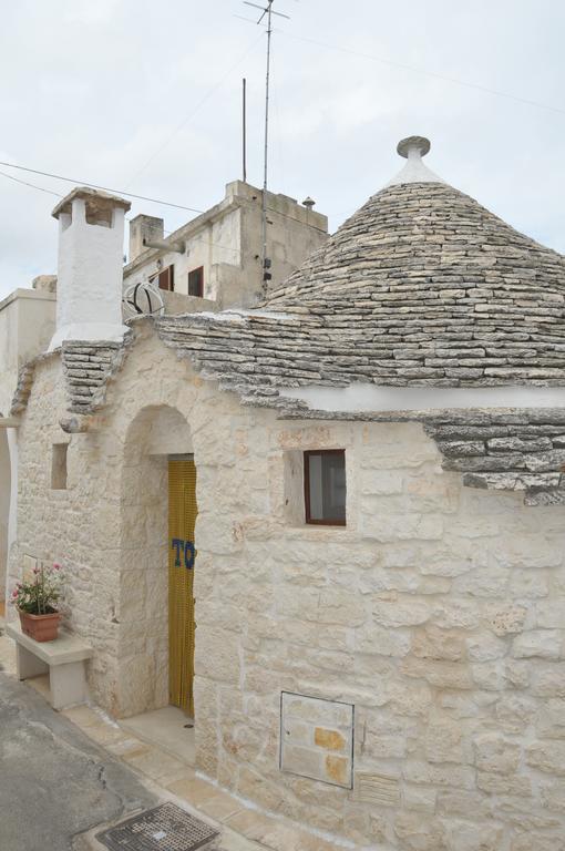 Вилла Trullo Relax Альберобелло Экстерьер фото